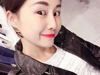 国产夫妻CC视频：真实生活瞬间分享，带你走进他们的世界