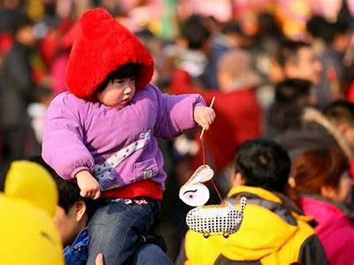 重温童年：怀旧拼装国产玩具视频，带你回到快乐时光