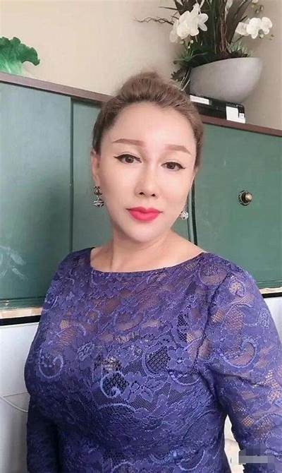 探索国产熟女贵妇视频的魅力与风采，尽在这里！